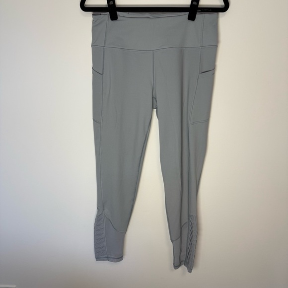 Victoria’s Secret Gray Sport Leggings Size L - Picture 1 of 8